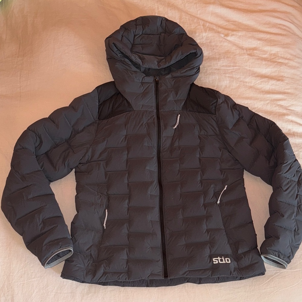 Stio Skillet Stretch Down Hooded Jacket